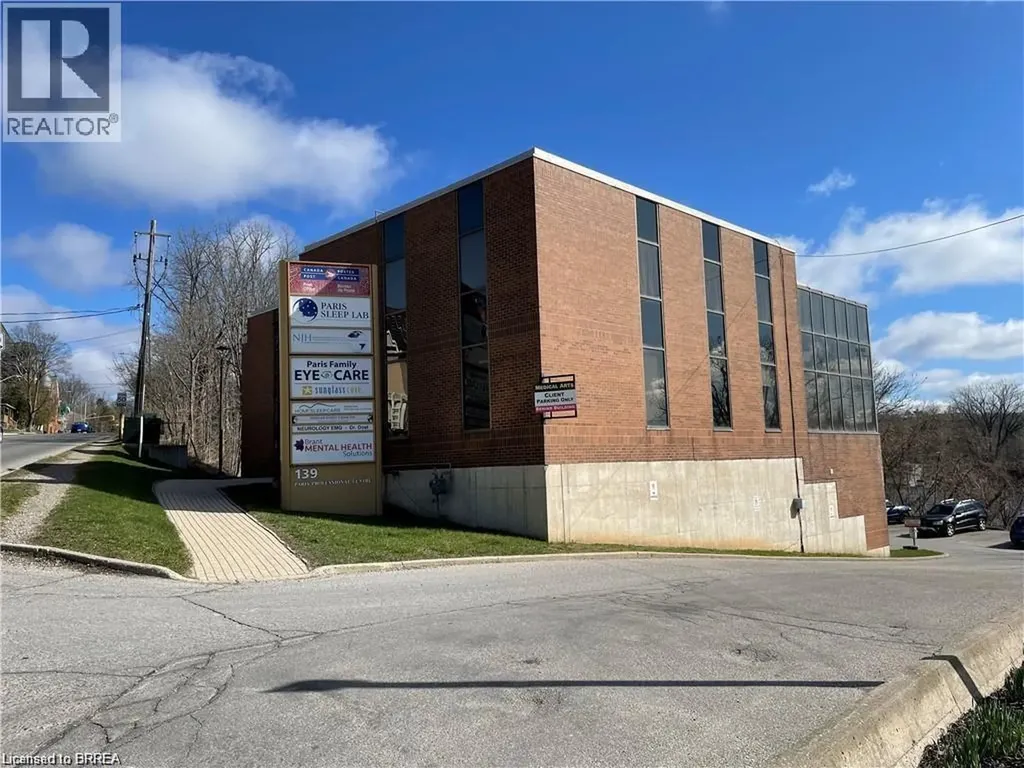 139 Grand River Street North Paris ON N3L 2M4