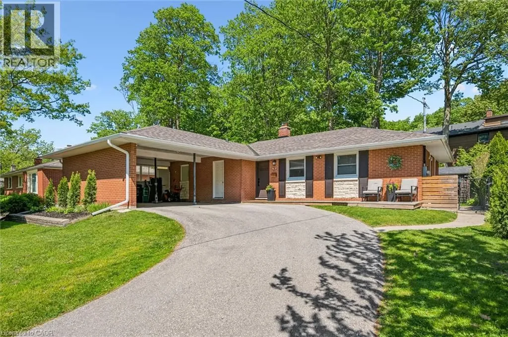 9 Heather Avenue Cambridge ON N3C 1X2