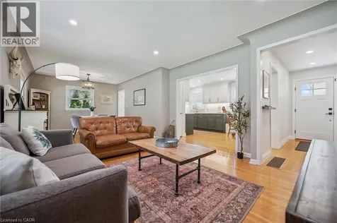 9 Heather Avenue Cambridge ON N3C 1X2