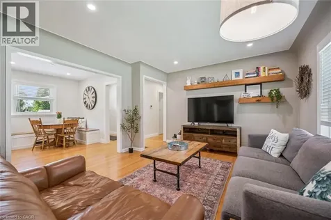 9 Heather Avenue Cambridge ON N3C 1X2