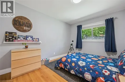 9 Heather Avenue Cambridge ON N3C 1X2