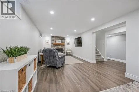 9 Heather Avenue Cambridge ON N3C 1X2