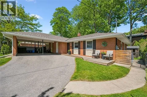 9 Heather Avenue Cambridge ON N3C 1X2