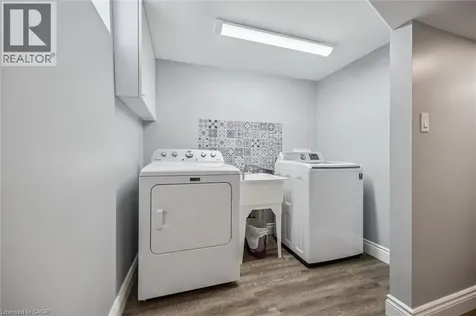 9 Heather Avenue Cambridge ON N3C 1X2