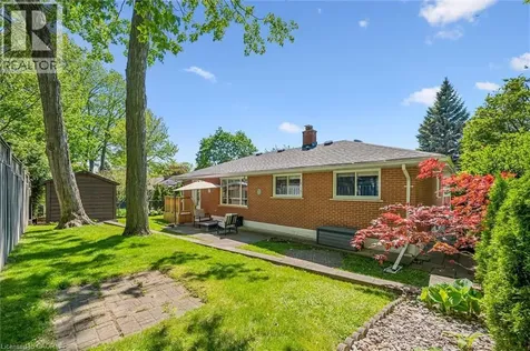 9 Heather Avenue Cambridge ON N3C 1X2