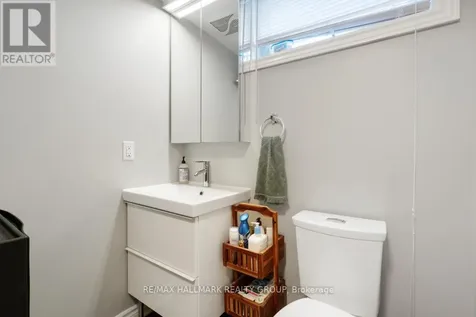 2481 Chasseur Avenue Ottawa ON K1V 8E7