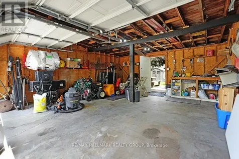 2481 Chasseur Avenue Ottawa ON K1V 8E7