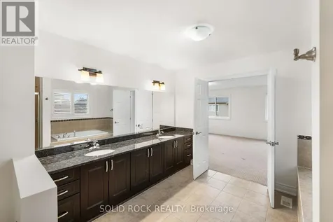 347 Bamburgh Way Ottawa ON K2J 5R1
