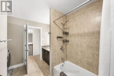 347 Bamburgh Way Ottawa ON K2J 5R1