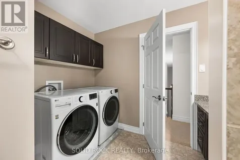 347 Bamburgh Way Ottawa ON K2J 5R1