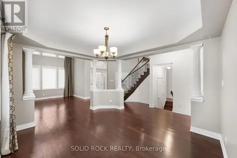 347 Bamburgh Way Ottawa ON K2J 5R1