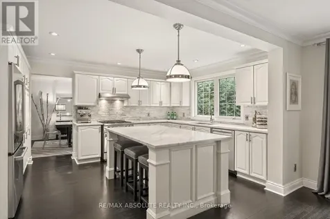 149 Lanigan Crescent Ottawa ON K2S 1G9
