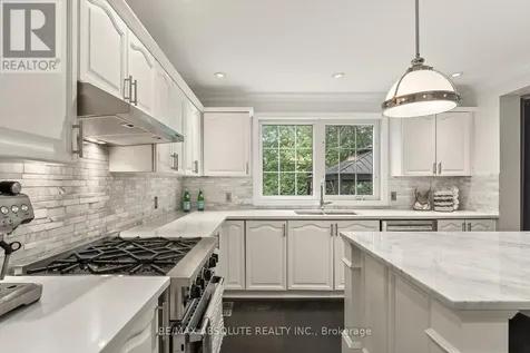 149 Lanigan Crescent Ottawa ON K2S 1G9