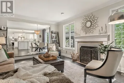 149 Lanigan Crescent Ottawa ON K2S 1G9
