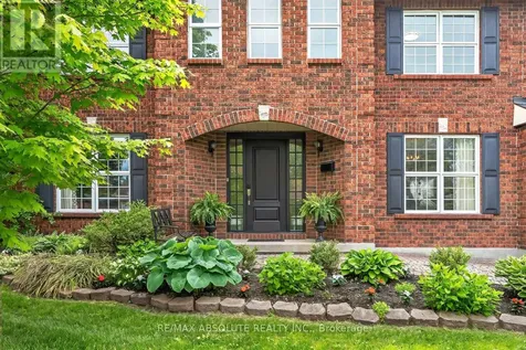 149 Lanigan Crescent Ottawa ON K2S 1G9