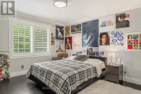 149 Lanigan Crescent Ottawa ON K2S 1G9