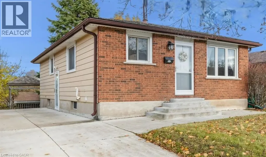 217 Johanna Drive Cambridge ON N1S 4C5