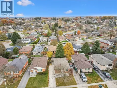 217 Johanna Drive Cambridge ON N1S 4C5