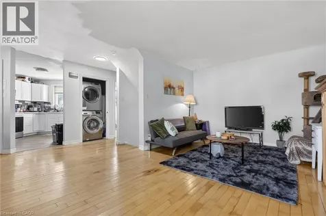 60 Elmsdale Drive Kitchener ON N2E 2G4