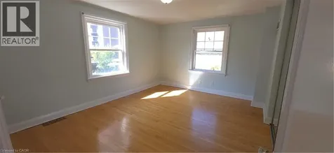 2047 James Street Burlington ON L7R 1H4