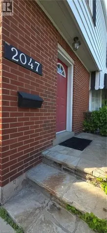 2047 James Street Burlington ON L7R 1H4