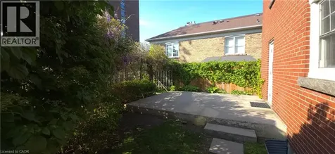 2047 James Street Burlington ON L7R 1H4