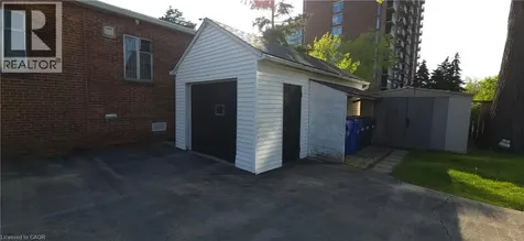 2047 James Street Burlington ON L7R 1H4