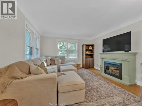 27 Jackson Drive Chatham ON N7L 2N9