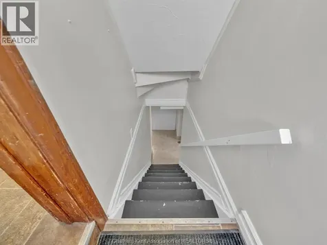 27 Jackson Drive Chatham ON N7L 2N9