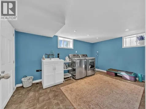 27 Jackson Drive Chatham ON N7L 2N9