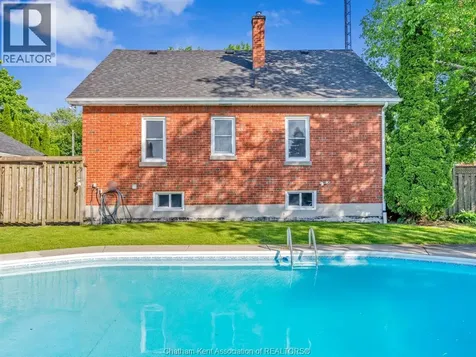 27 Jackson Drive Chatham ON N7L 2N9