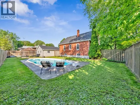 27 Jackson Drive Chatham ON N7L 2N9