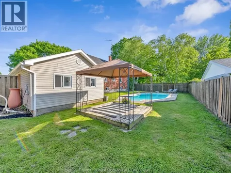 27 Jackson Drive Chatham ON N7L 2N9
