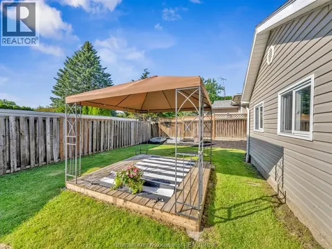 27 Jackson Drive Chatham ON N7L 2N9