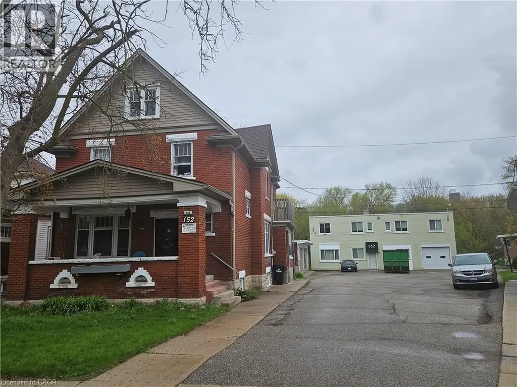 152 Homewood Avenue Kitchener ON N2M 1W9