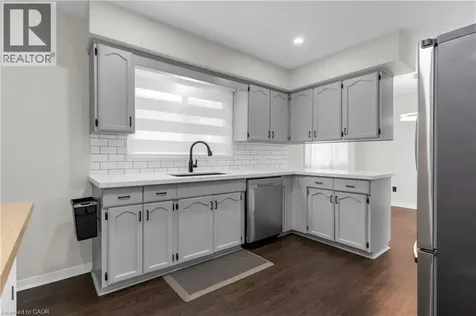 5 Armour Drive Welland ON L3C 2N7