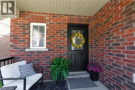 573 Isaiah Crescent Kitchener ON N2E 0E6