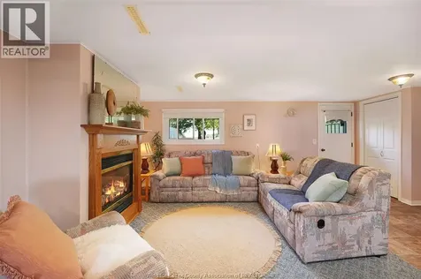 15527 County Road 8 Essex ON N0R 1L0