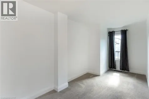 92 East 24th Street Hamilton ON L8V 2Y1