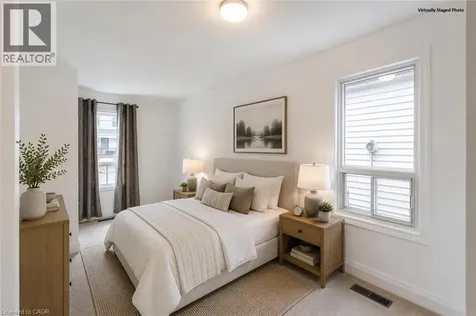 92 East 24th Street Hamilton ON L8V 2Y1