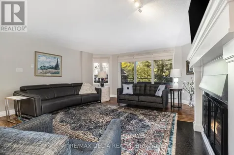 295 Gilmour Street Ottawa ON K2P 0P7