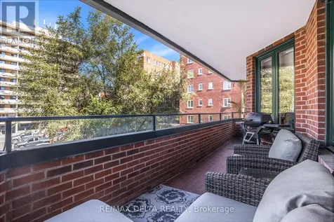 295 Gilmour Street Ottawa ON K2P 0P7