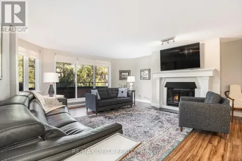 295 Gilmour Street Ottawa ON K2P 0P7
