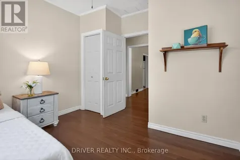 230 Alma Street St. Thomas ON N5P 3B8