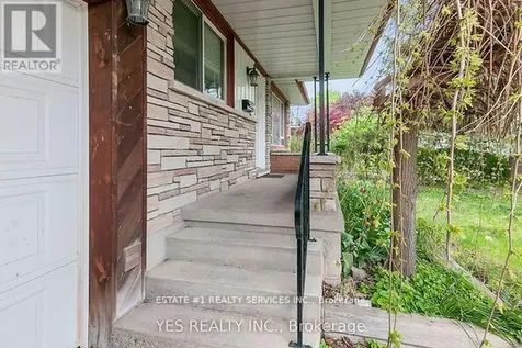 176 Kenneth Avenue Kitchener ON N2A 1W2