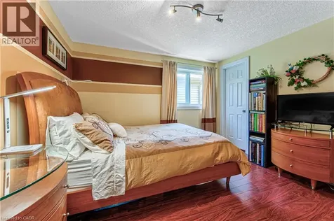 87 Steepleridge Street Kitchener ON N2P 2W3