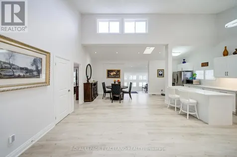 38 Lakeview Avenue Whitchurch-stouffville ON L4A 2H1