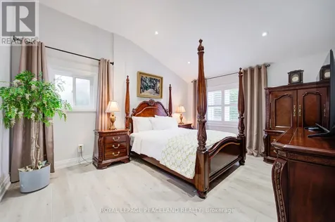 38 Lakeview Avenue Whitchurch-stouffville ON L4A 2H1