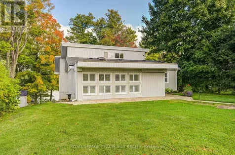 38 Lakeview Avenue Whitchurch-stouffville ON L4A 2H1
