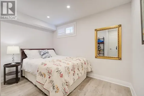 38 Lakeview Avenue Whitchurch-stouffville ON L4A 2H1